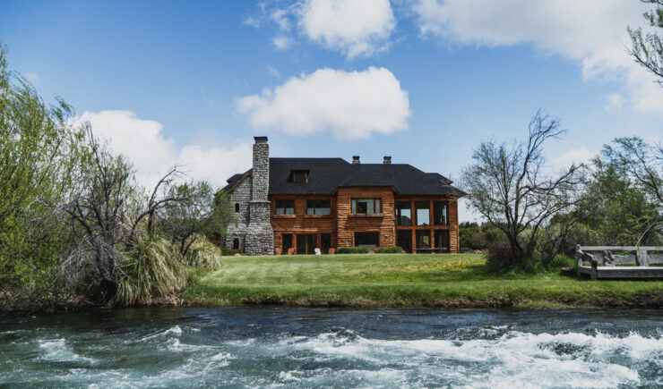 Stone River Patagonia Lodge